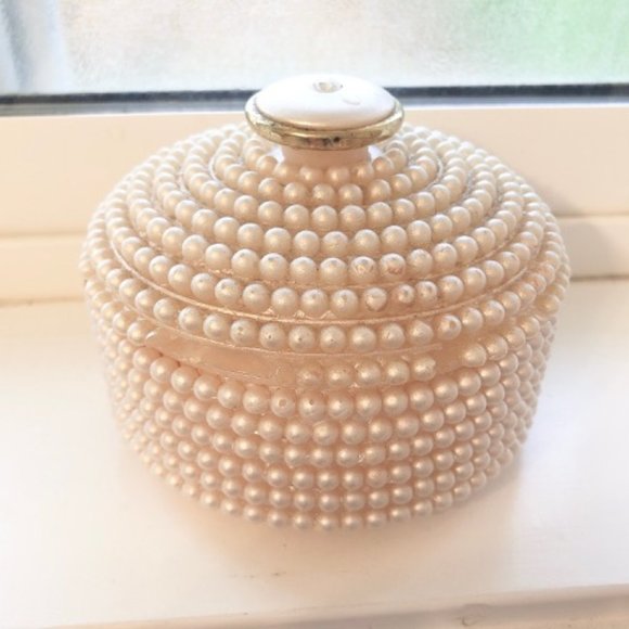 Pearl Jewelry Box / Case - Picture 8 of 15